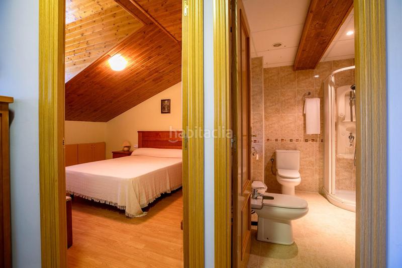 Foto f206e773-cb14-4a98-8bf5-04e90149f8de. Edifici a carretera pamplona 47 a Puente la Reina de Jaca