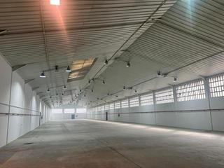 Alquiler Nave industrial  Calle ferran, jaime. Nave industrial en alquiler  espaciosa, funcional y estratégicam