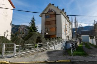 Pis a Calle la florida 1. Apartamento de un dormitorio en la localidad de biescas