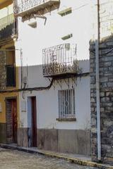 Casa a Calle san roque 16. Oportunidad de inversión en biescas amplia propiedad para reform