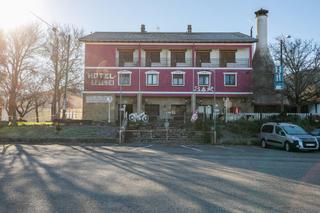 Edifici  Carretera partidas. Hotel aragón  santa cruz de la serós