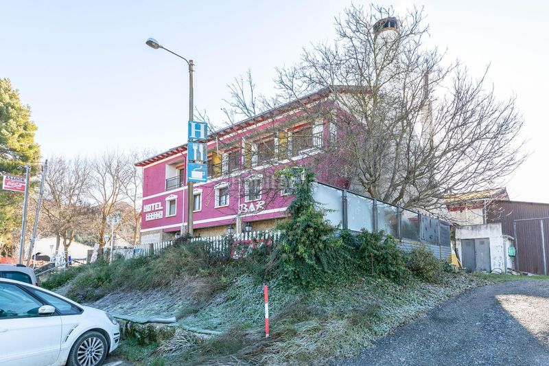 Foto b1ede804-78dc-4d5c-a27b-6f9ab07f327d. Edifici a Santa Cruz de la Serós