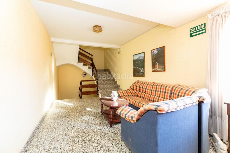 Foto e4a27089-43cd-4cff-8c7d-119a492716a7. Edifici a Santa Cruz de la Serós