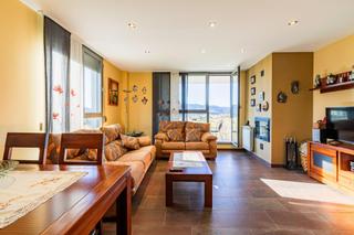 Appartement à Calle peña telera ag.latas 33. Oportunidad en las margas golf!