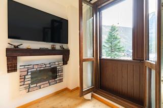 Pis a Calle fernando el catolico. Apartamento con encanto en canfranc! ideal para disfrutar del me