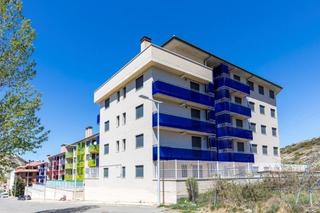 Location Appartement  Avenida yebra de basa. Bonito y luminoso piso en la zona de puente sardas