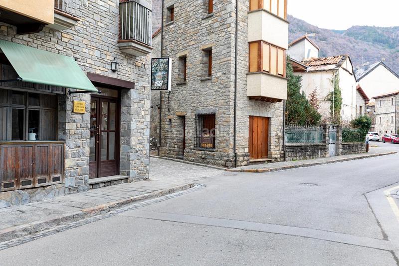 Foto 4a9138ad-fe6b-4ae7-aca5-ea6cddb9039f. Piso acogedor piso con encanto montañés en Biescas