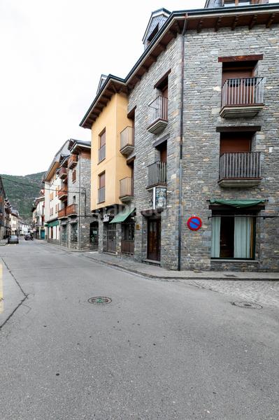 Foto 9ca8c9cf-f08b-493e-b3fb-0881492b3226. Piso acogedor piso con encanto montañés en Biescas
