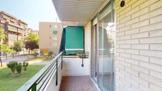 Appartement  Calle de mariana pineda. Piso en venta en mariana de la pineda  espacio, luz y ubicación