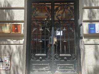Lloguer Oficina  Calle jaime i (don). Se alquila una elegante oficina en el centro del casco historico
