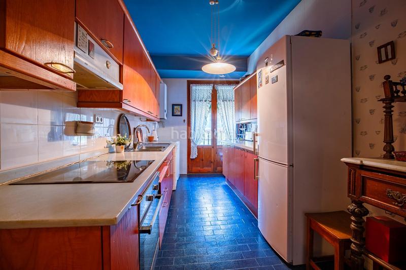 Foto 503ea6b5-9669-4311-9ea3-729a1090bb5c. Zweistöckige wohnung in calle galicia porches 7 in Huesca