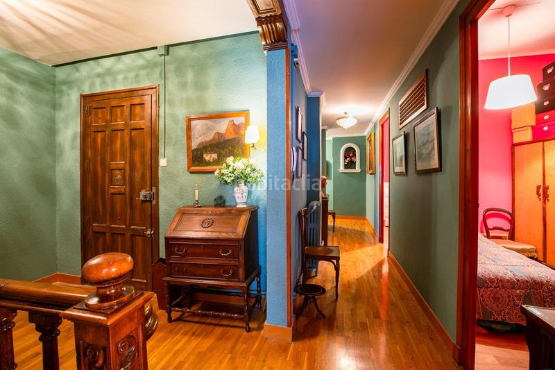 Foto 5f9cbd0b-f883-48b2-8340-f52dac6de343. Zweistöckige wohnung in calle galicia porches 7 in Huesca