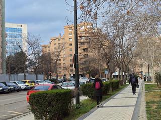 Location Appartement à Calle calle de pablo neruda 17. Se alquila piso ideal para estudiantes en el barrio actur  zarag