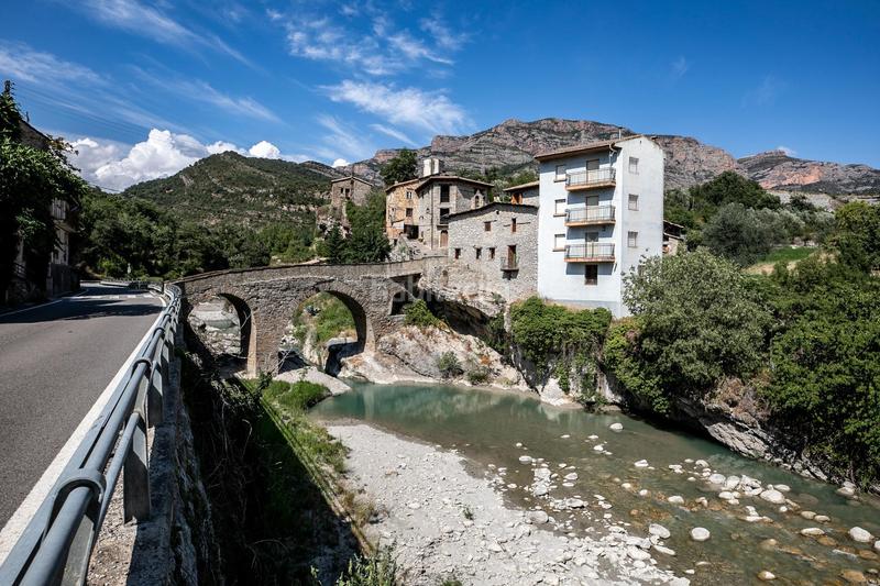 Foto 61ee9a75-0d67-4f66-bfc0-a8d6daff071b. Appartamento con parcheggio in Isábena