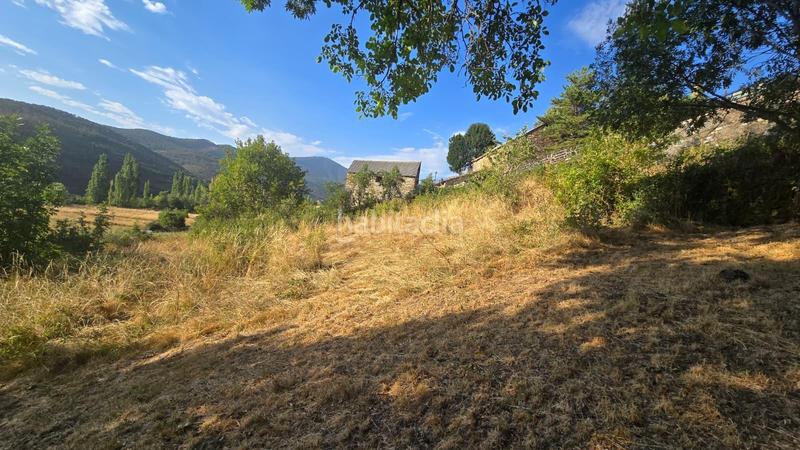 Foto 310e5d31-e677-4e67-84ef-fd7efcfdd27a. Terrain résidentiel dans Aisa