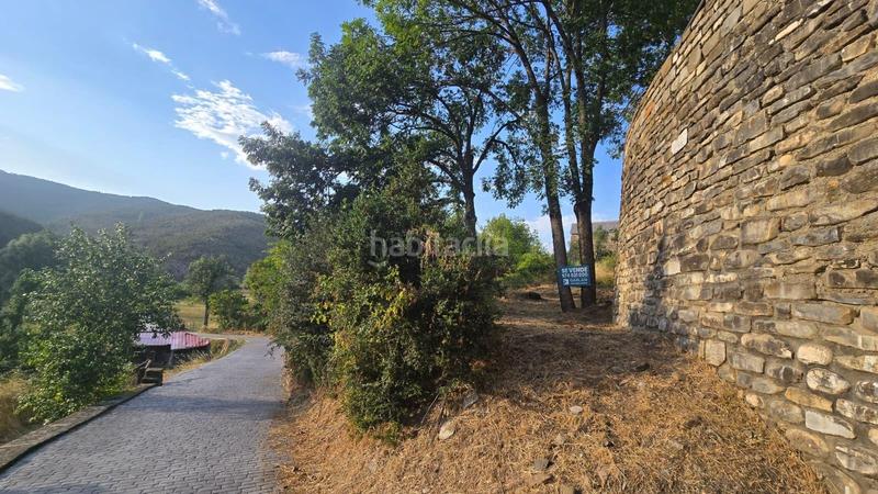 Foto b74d1fee-8552-4d3c-93f3-90c99ae9149a. Terrain résidentiel dans Aisa