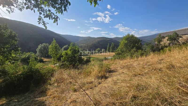 Foto fdfe496a-6f2f-4822-babd-e1fa0213affa. Terrain résidentiel dans Aisa