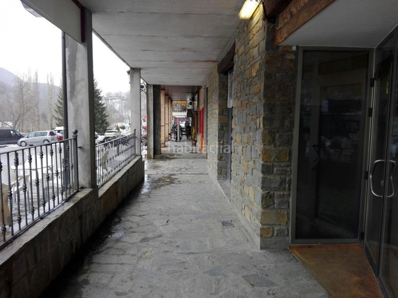 Foto 438ba647-9735-459f-8e95-b25760290219. Alquiler local comercial en calle telesilla local comercial en Panticosa