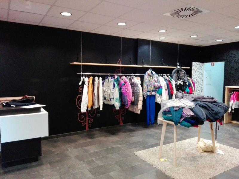 Foto f4acb6b0-75c3-4731-b7ca-78bca7615403. Alquiler local comercial en calle telesilla local comercial en Panticosa