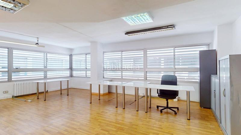 Foto af163ef5-e2dd-4f94-af04-3355304ef445. Bureau avec chauffage dans Paseo Independencia Zaragoza