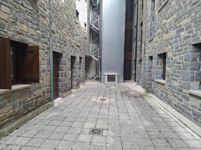 Foto 2aed0eac-f1f9-489d-9ec5-c91a1718bab9. Estudi a Biescas