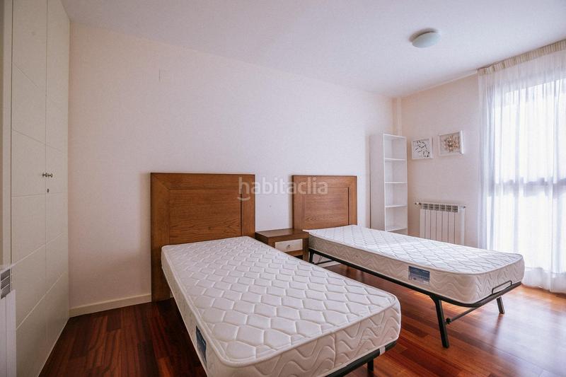 Foto 98cc8a94-dbc8-433f-9130-10e4025c9775. Appartamento con riscaldamento parcheggio piscina in Sabiñánigo