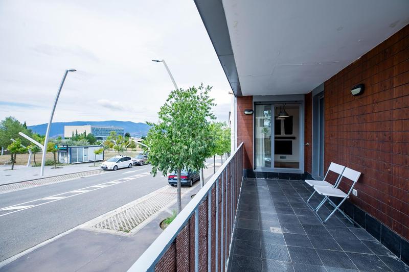 Foto b0f5c08e-7e5d-4ff6-88e3-18e788f90e41. Appartamento con riscaldamento parcheggio piscina in Sabiñánigo