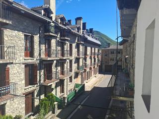 Miete Haus  Avenida avenida zaragoza. Encantadora casa de pueblo rehabilitada para esquiar en compañía