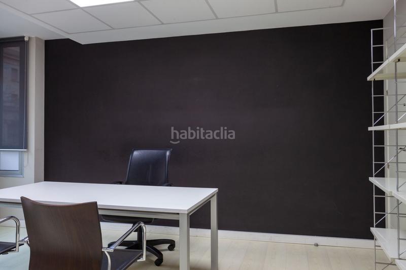 Foto 79a3551f-12d7-4e3f-ac9e-63ff49ff360e. Bureau dans calle coso 55 dans Alfonso Zaragoza