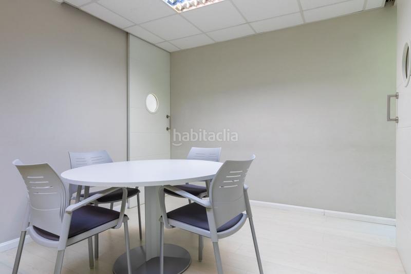 Foto adba85a3-9329-4410-b79e-cfce9bce8bf3. Bureau dans calle coso 55 dans Alfonso Zaragoza