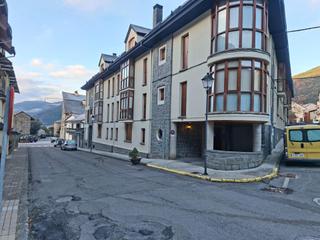 Duplex  Goya. Luminoso y acogedor dplex en el corazn del barrio de la pea,