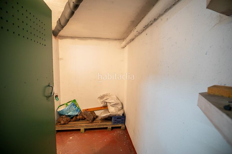 Foto f1ff2351-df3a-41a3-8f4e-ecb0efae2ebe. Dúplex amb calefacció aparcament a Biescas