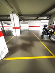 Parking coche en Calle Calle Cineasta Adolfo Aznar, 17