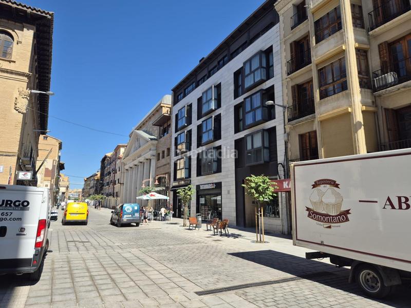 Foto ffab0f27-e211-40f1-b040-e3a70a62cf76. Oficina amb calefacció a Casco Antiguo Huesca