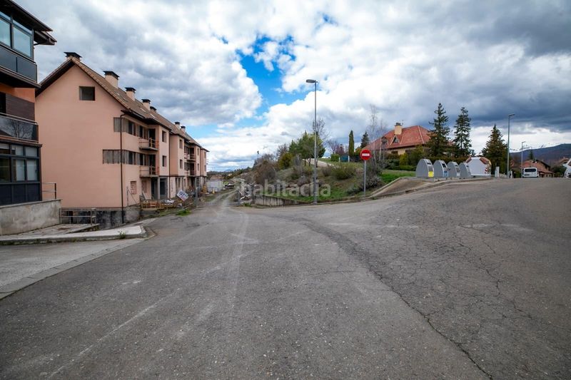 Foto 1fccd5f2-b781-416d-b1f4-b3539ea79f80. Edifici a La Guarguera Sabiñánigo