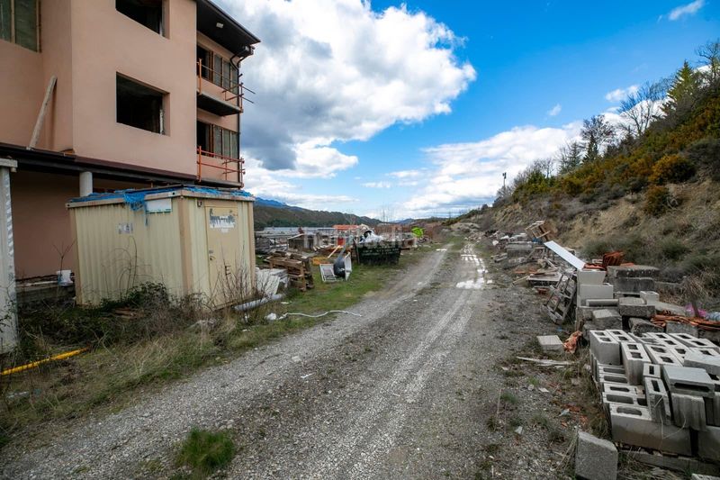 Foto 29a8db6c-690b-40ef-9720-d51a151d980e. Edifici a La Guarguera Sabiñánigo