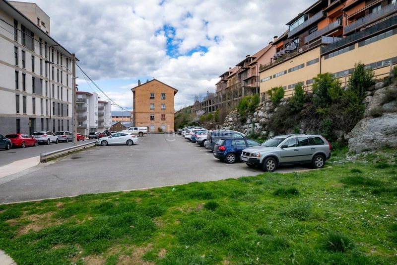 Foto 847cefe6-9253-4f50-bceb-4075d953f716. Edifici a La Guarguera Sabiñánigo