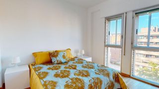 Duplex  Calle leon felipe (poeta). D�plex amplio y luminoso con garaje y trastero, junto a c.c. gra