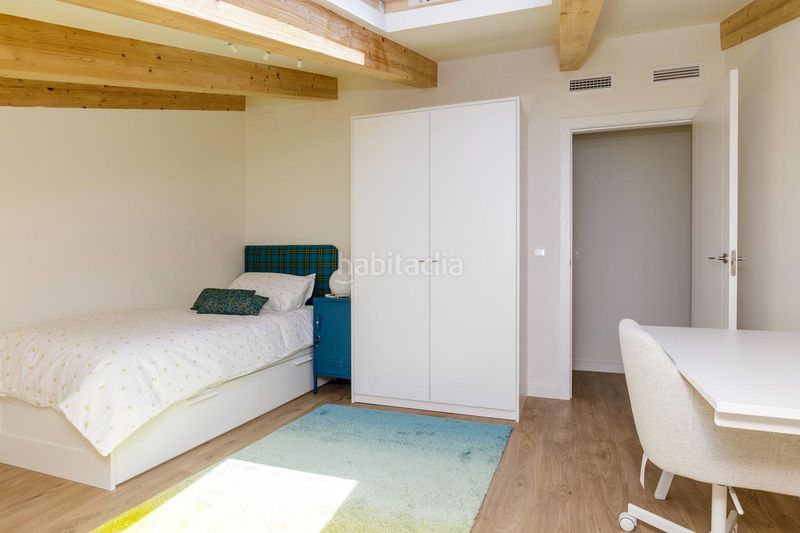 Foto 961cf0e9-cf62-433f-99f2-a6cbce7d8a9a. Àtic a Alfonso Zaragoza