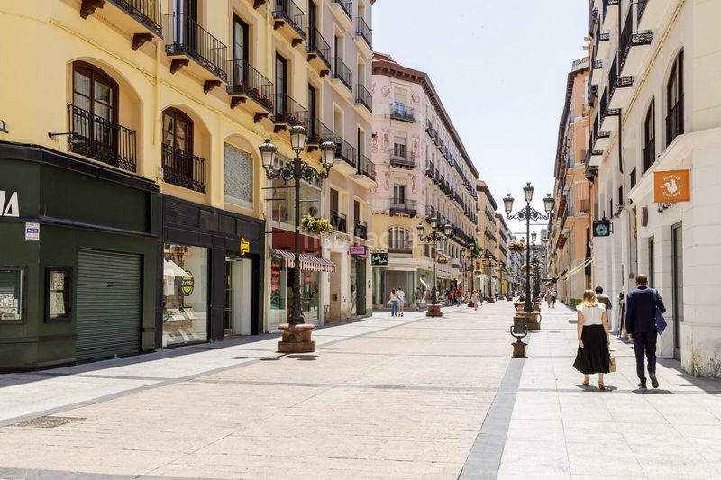 Foto e5be99b0-6c3b-4a6b-87c4-da4d1413a730. Àtic a Alfonso Zaragoza