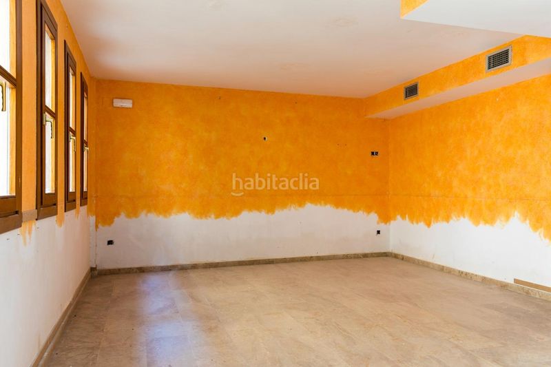 Foto 075501fd-03a3-4a82-b329-f6874c1383ef. Local comercial a Borja