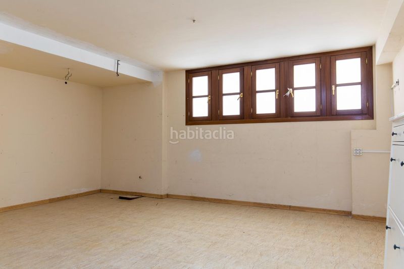 Foto a52477f2-eb20-4d12-a327-6134211c9eda. Local comercial a Borja