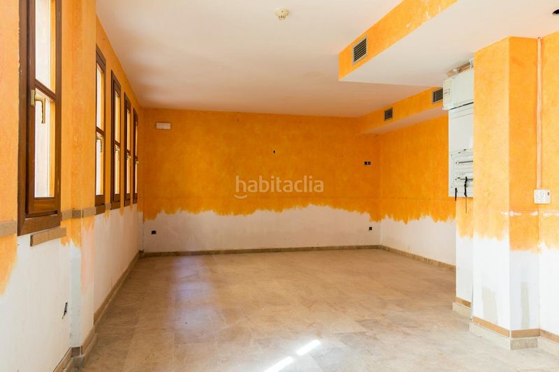 Foto c1a422f8-73c2-4de7-8add-17d33662afbb. Local comercial a Borja