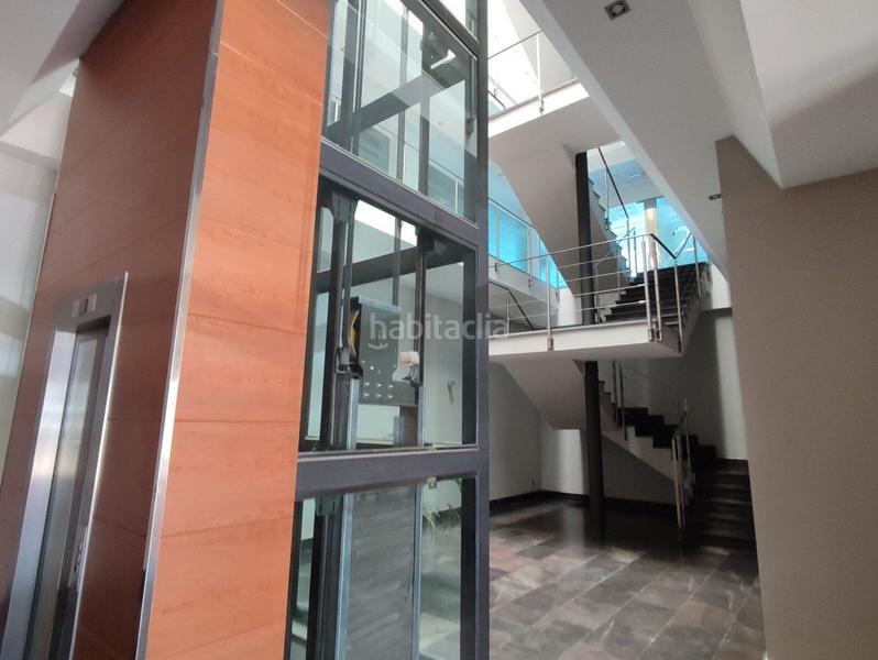 Foto 121968db-5d0d-4858-b18f-a5bb633eda04. Office space with heating in Garrapinillos Zaragoza