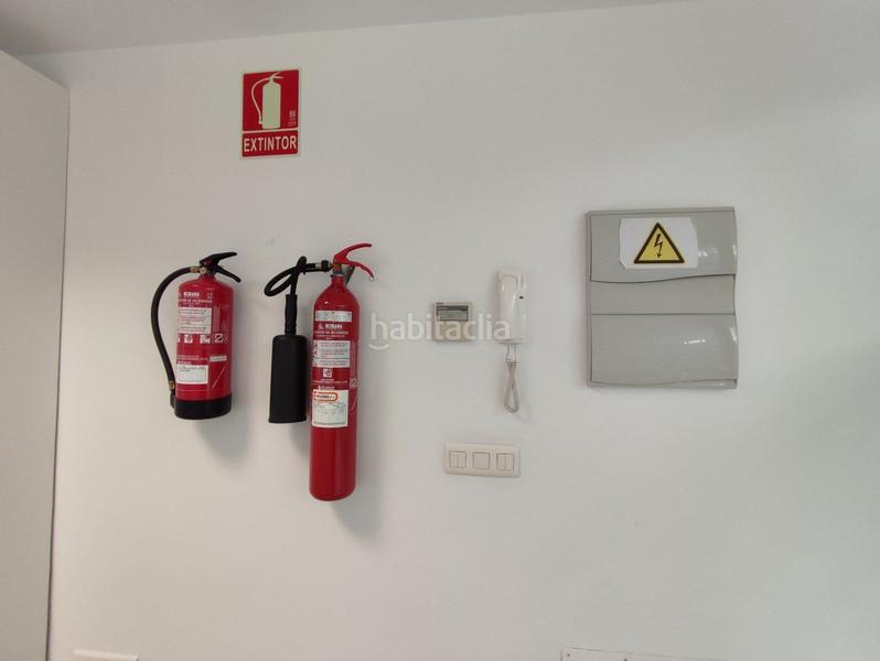 Foto 35a696e6-f7ec-4217-b91f-856a551f8ab5. Office space with heating in Garrapinillos Zaragoza