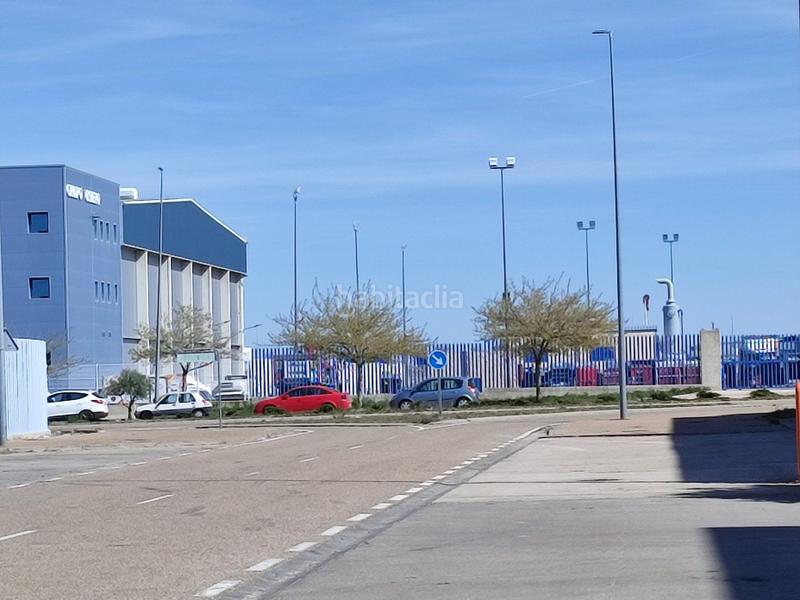 Foto 96c586c3-9990-4968-b8b0-fb0605b3d491. Office space with heating in Garrapinillos Zaragoza