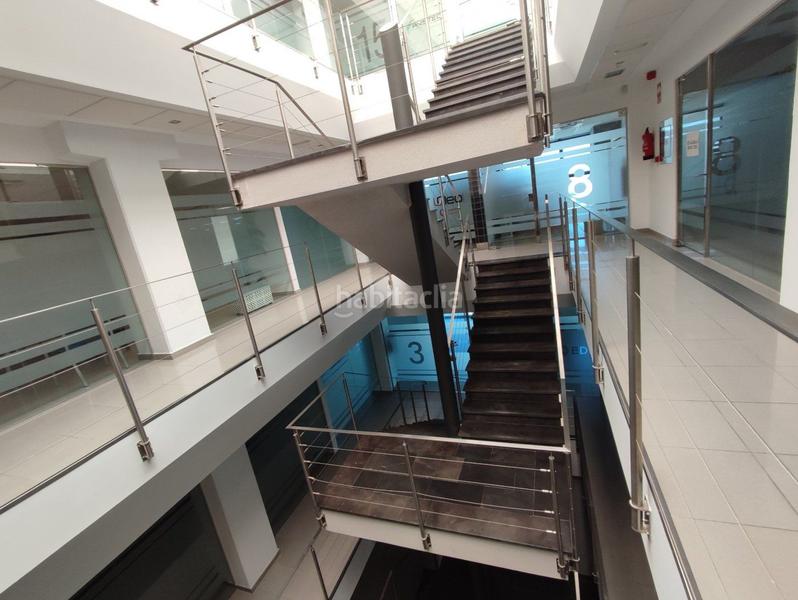 Foto b04018ab-dab6-4060-8e59-e6021f35eca8. Office space with heating in Garrapinillos Zaragoza