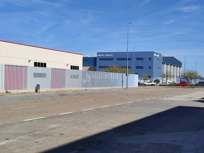 Foto bdb64b1b-86b1-456c-b5ef-b47072904cc9. Office space with heating in Garrapinillos Zaragoza