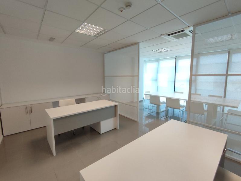 Foto c9ef42ed-459c-48e2-9ec7-22fe7ba98575. Office space with heating in Garrapinillos Zaragoza