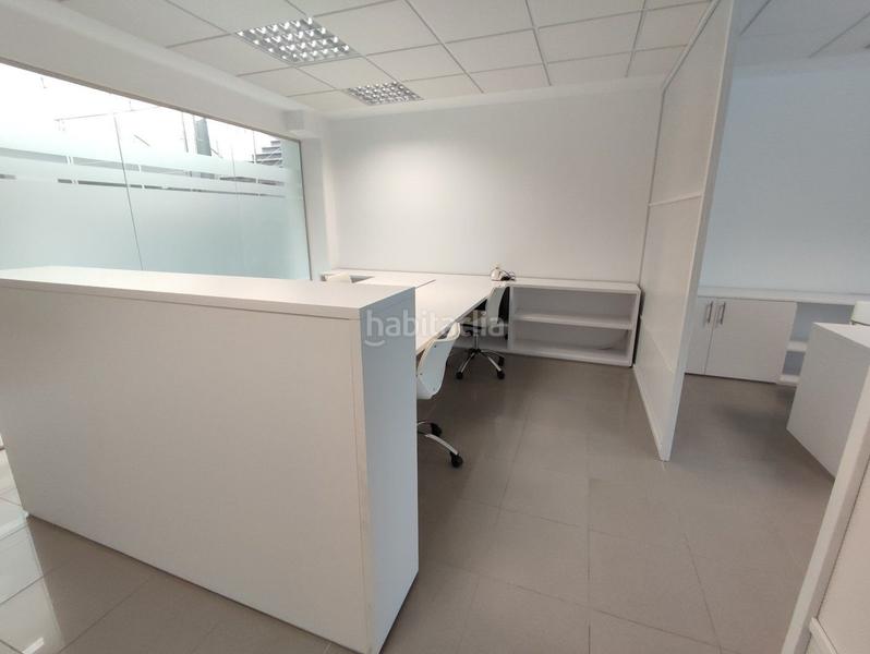 Foto f2a79d59-8ec6-4119-904e-bf9b454cea4b. Office space with heating in Garrapinillos Zaragoza